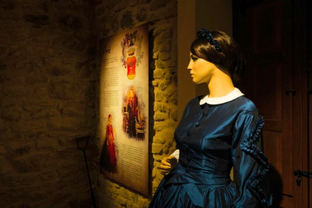 Museo "I Cavalieri delle Colline" 3 4 4